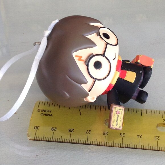 Harry Potter Hallmark 2021 Collectible Ornament - Picture 4 of 4